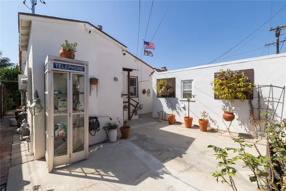 270 Campo Long Beach, CA 90803
