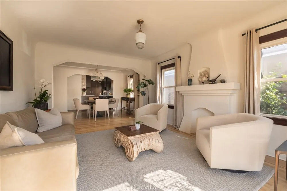 270 Campo Long Beach, CA 90803