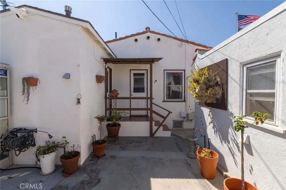 270 Campo Long Beach, CA 90803