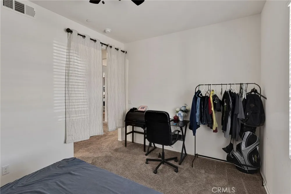 15742 Lorretta Victorville, CA 92394