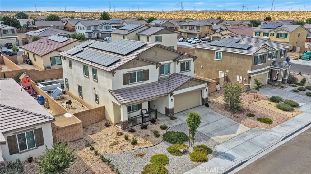 15742 Lorretta Victorville, CA 92394