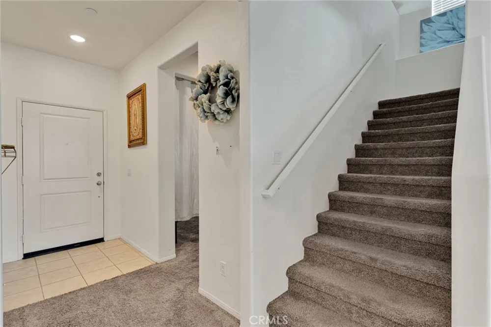 15742 Lorretta Victorville, CA 92394