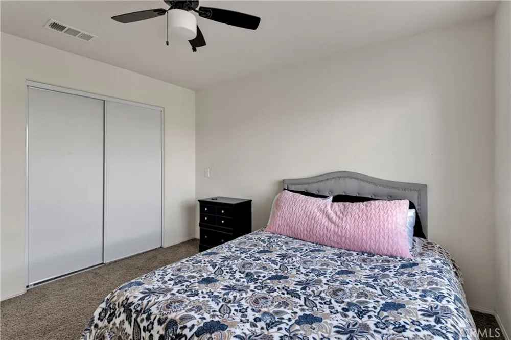 15742 Lorretta Victorville, CA 92394