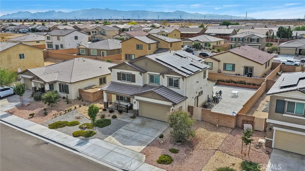 15742 Lorretta Victorville, CA 92394