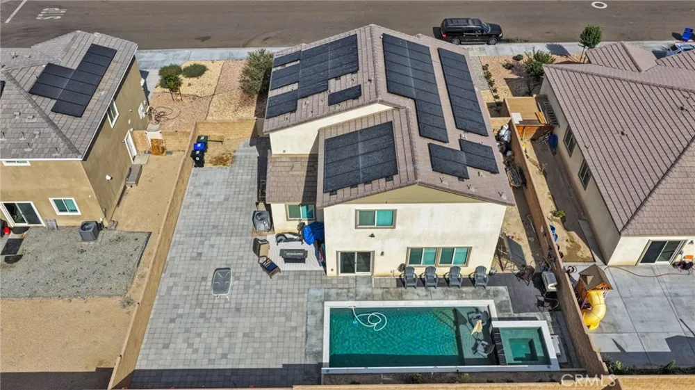 15742 Lorretta Victorville, CA 92394