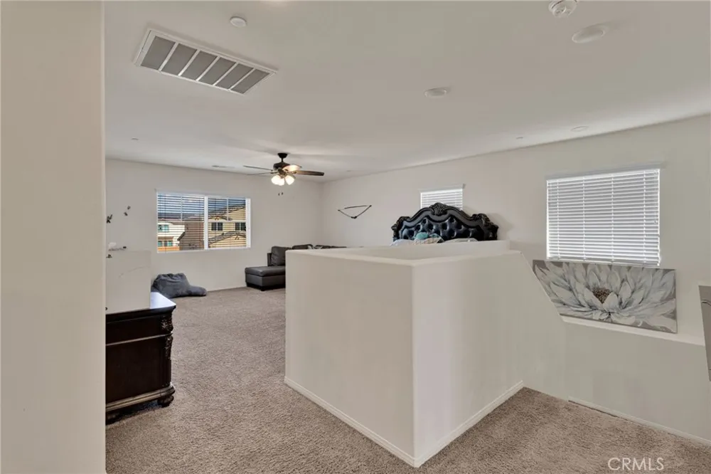 15742 Lorretta Victorville, CA 92394
