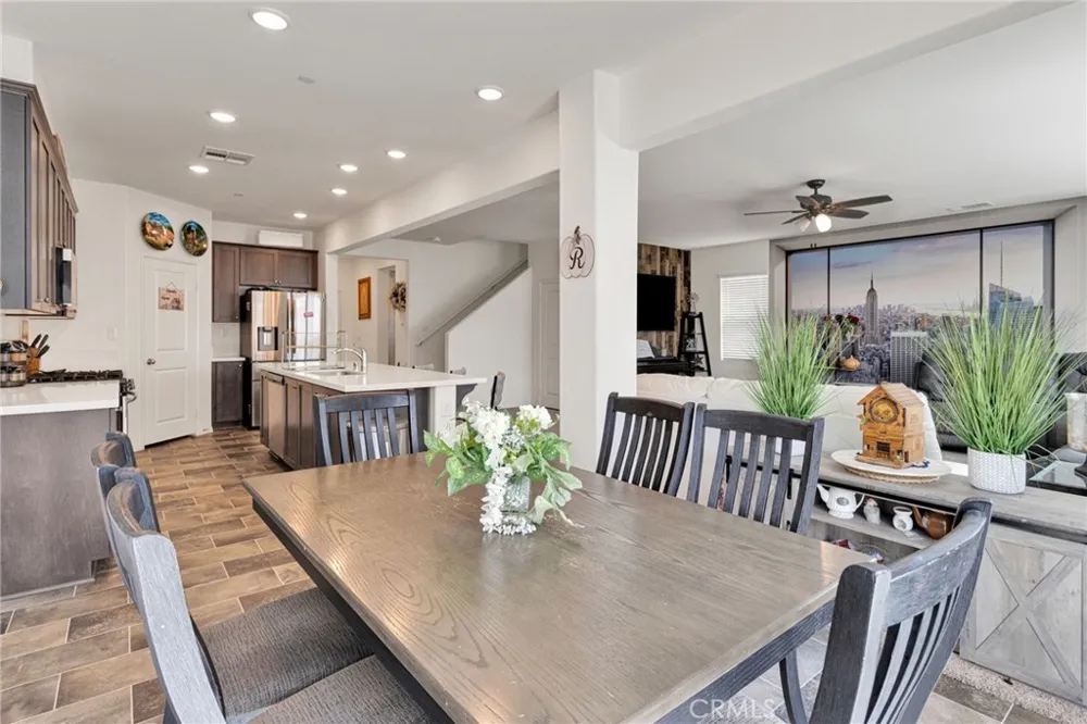 15742 Lorretta Victorville, CA 92394