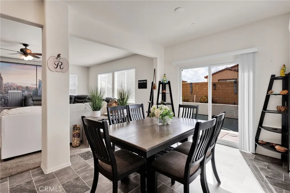 15742 Lorretta Victorville, CA 92394
