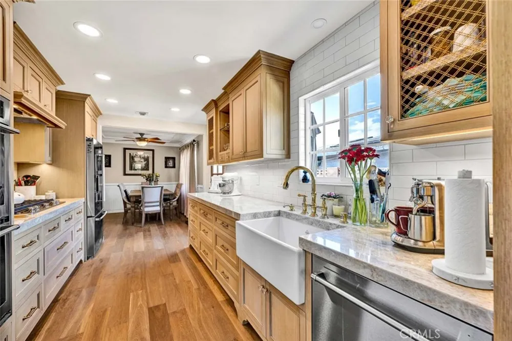 2543 E Coolidge Orange, CA 92867