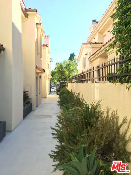 1171 Franklin Street #102 Santa Monica, CA 90403