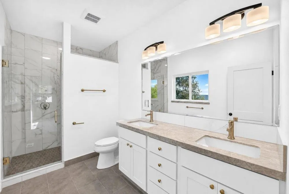 14020 Tres Ninas Court Watsonville, CA 95076