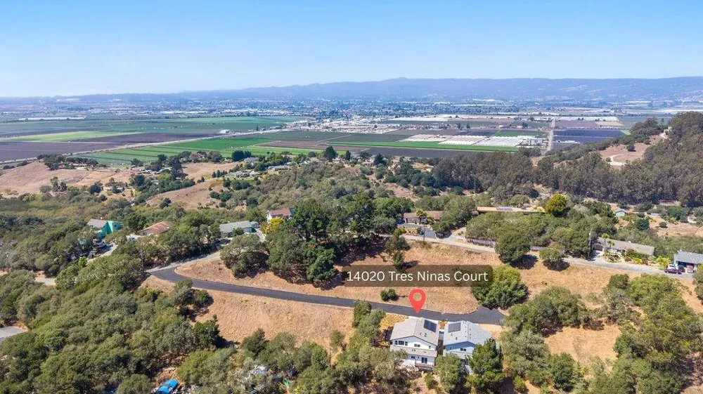 14020 Tres Ninas Court Watsonville, CA 95076