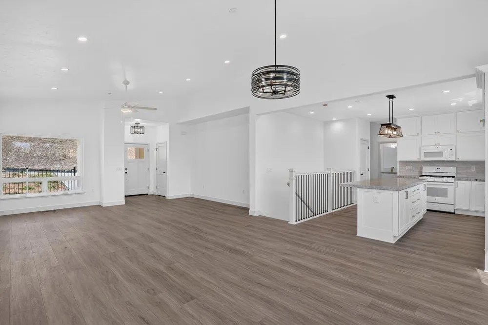 14020 Tres Ninas Court Watsonville, CA 95076