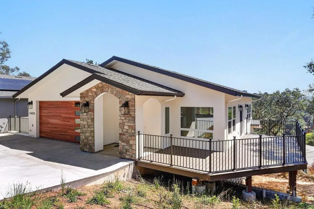 14020 Tres Ninas Court Watsonville, CA 95076