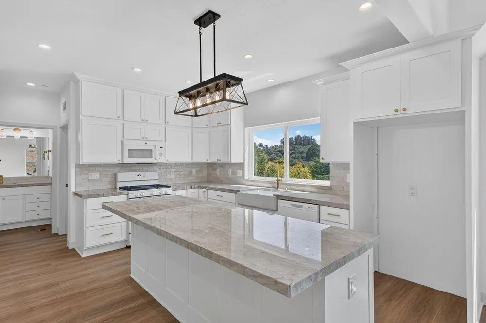 14020 Tres Ninas Court Watsonville, CA 95076