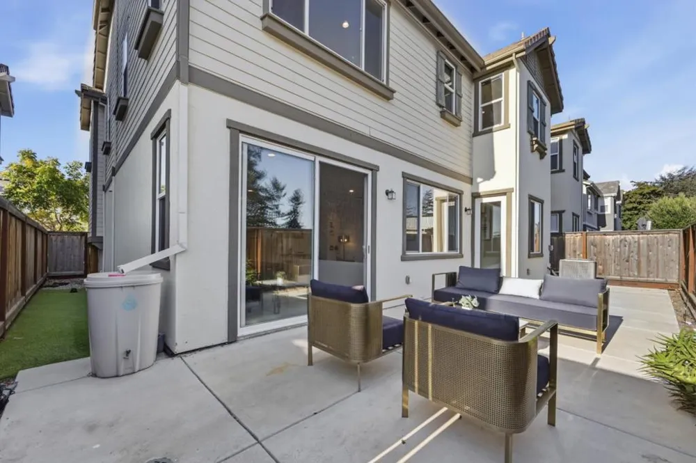 1652 Wonderland Way Way Hayward, CA 94545