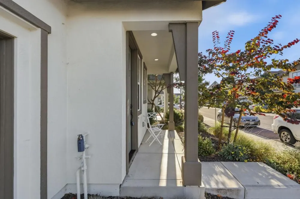 1652 Wonderland Way Way Hayward, CA 94545