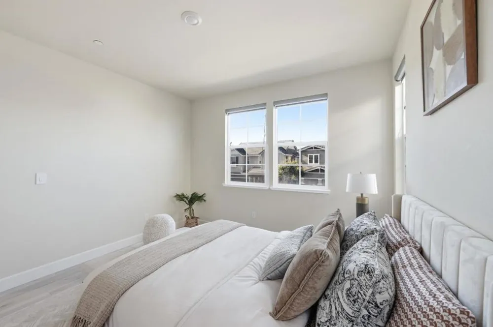 1652 Wonderland Way Way Hayward, CA 94545