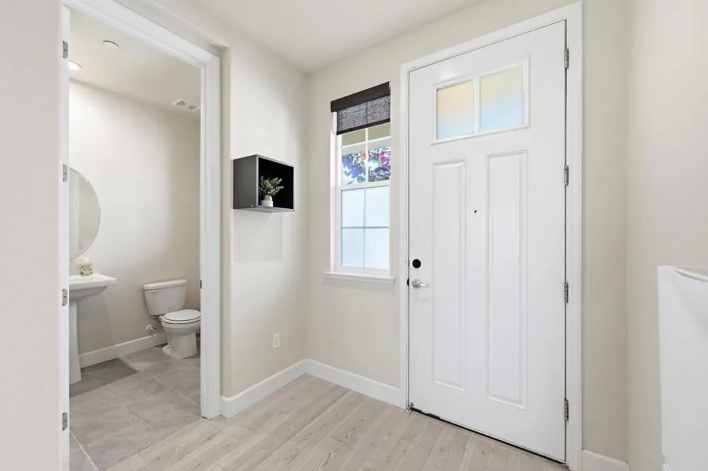1652 Wonderland Way Way Hayward, CA 94545