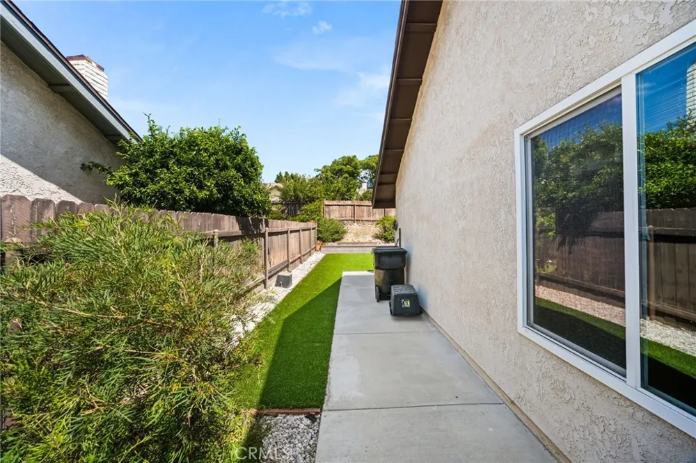 8584 Sandalwood Court Rancho Cucamonga, CA 91730