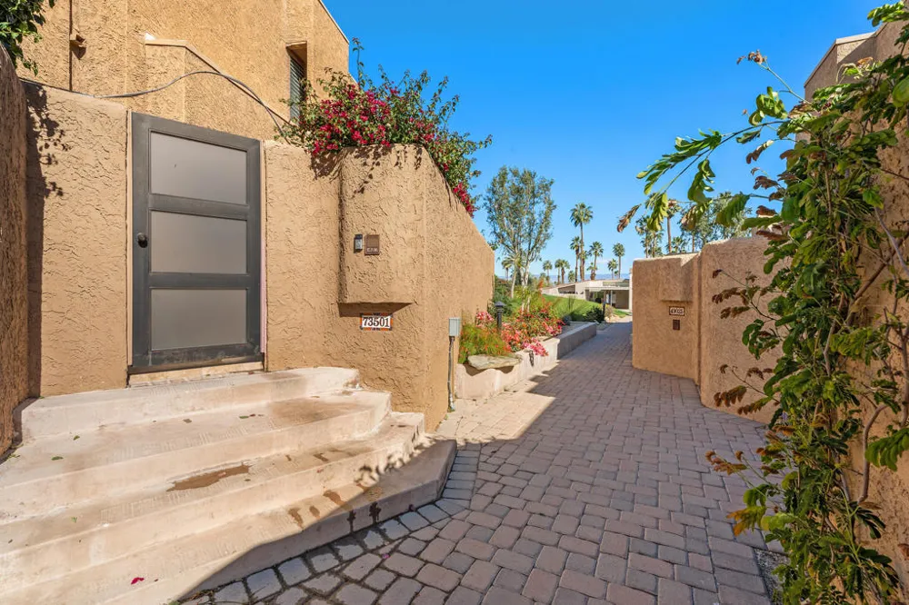 73501 Foxtail Lane Palm Desert, CA 92260