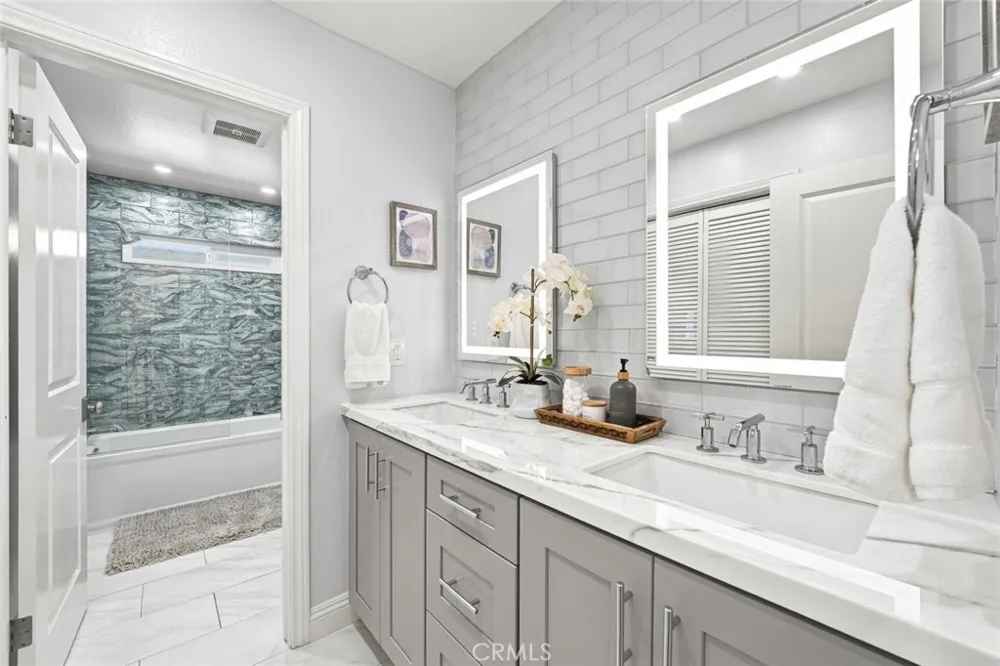 2215 Curtis Avenue #A Redondo Beach, CA 90278