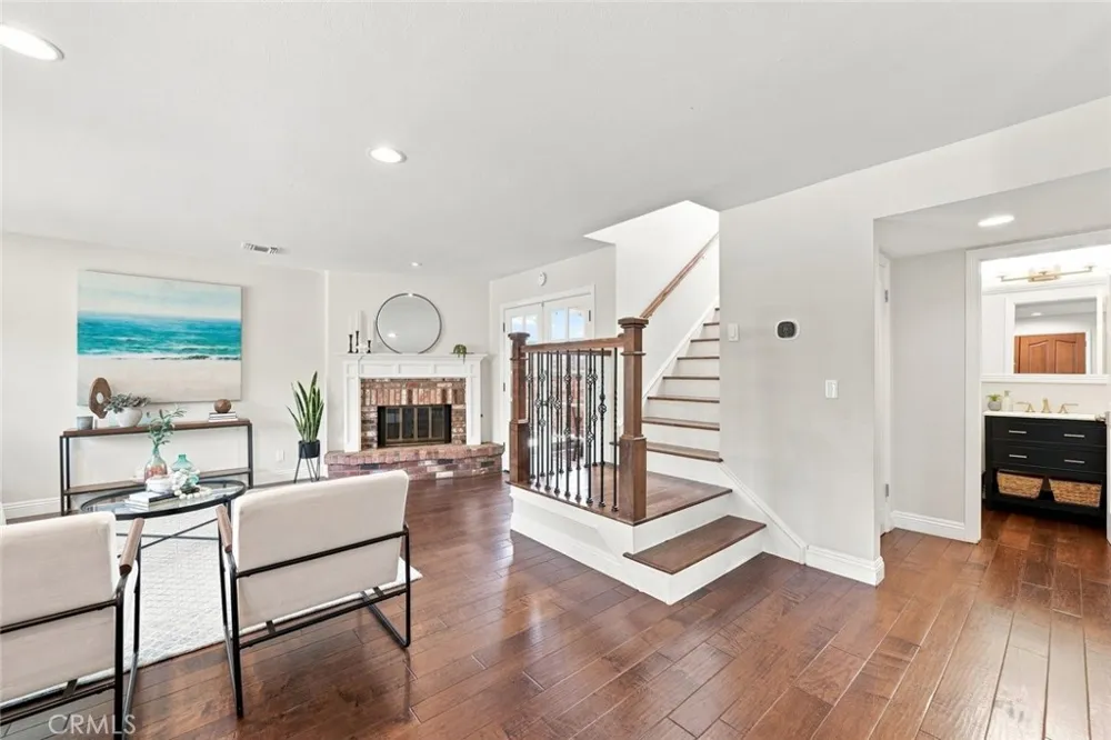2215 Curtis Avenue #A Redondo Beach, CA 90278