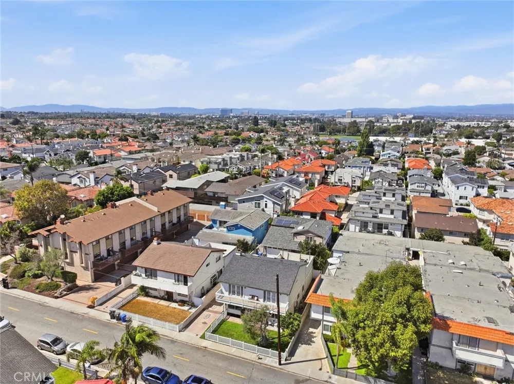 2215 Curtis Avenue #A Redondo Beach, CA 90278