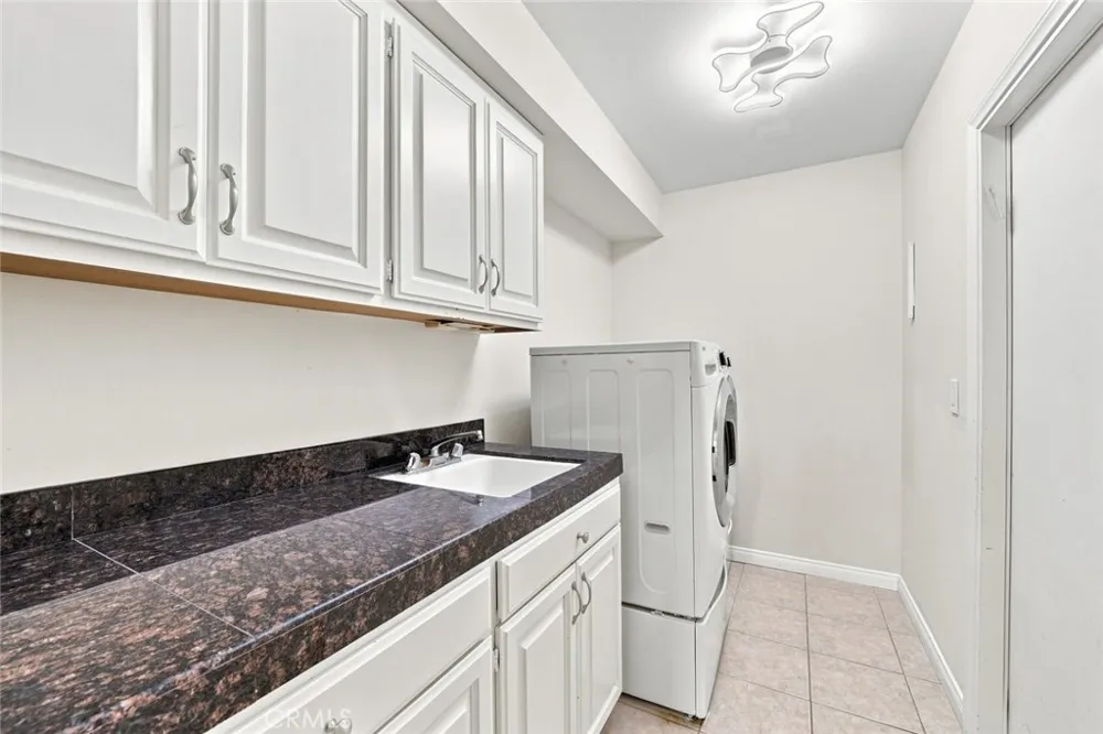 2215 Curtis Avenue #A Redondo Beach, CA 90278