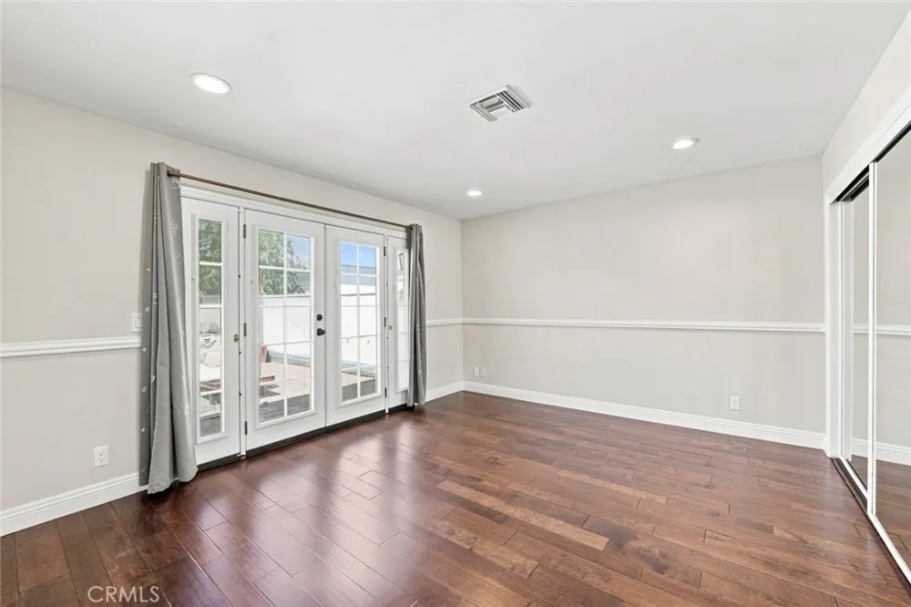 2215 Curtis Avenue #A Redondo Beach, CA 90278