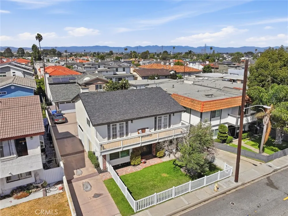 2215 Curtis Avenue #A Redondo Beach, CA 90278