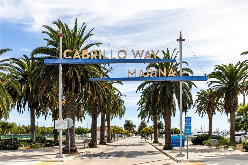 511 S Harbor #414 San Pedro, CA 90731