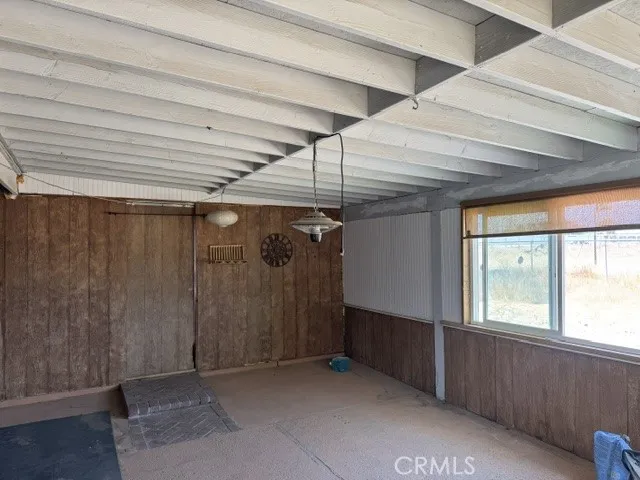 1902 W Avenue L Lancaster, CA 93534