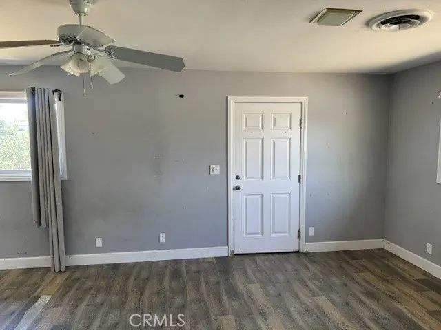 1902 W Avenue L Lancaster, CA 93534