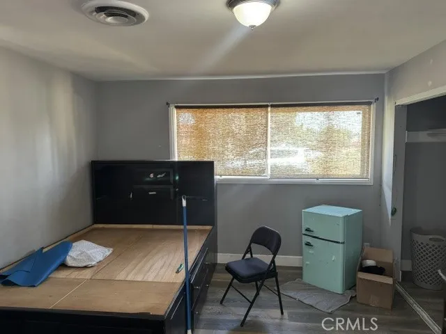 1902 W Avenue L Lancaster, CA 93534