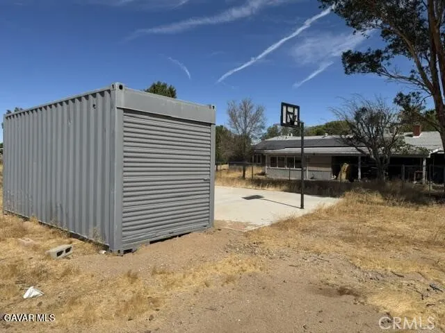 1902 W Avenue L Lancaster, CA 93534