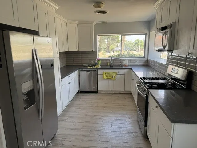 1902 W Avenue L Lancaster, CA 93534