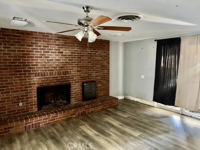 1902 W Avenue L Lancaster, CA 93534