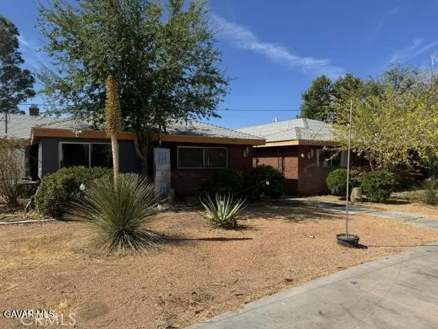 1902 W Avenue L Lancaster, CA 93534