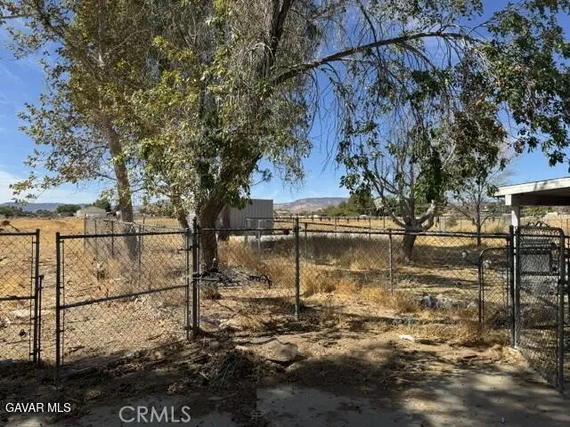1902 W Avenue L Lancaster, CA 93534