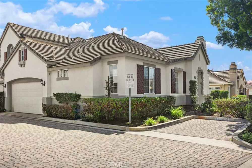 104 Seacountry Lane Rancho Santa Margarita, CA 92688