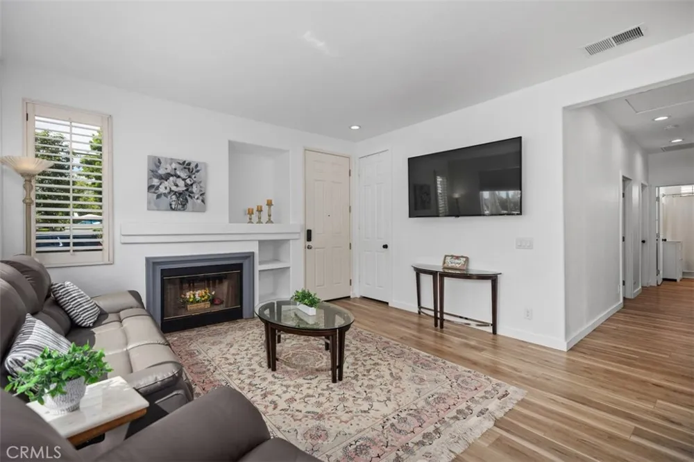 104 Seacountry Lane Rancho Santa Margarita, CA 92688