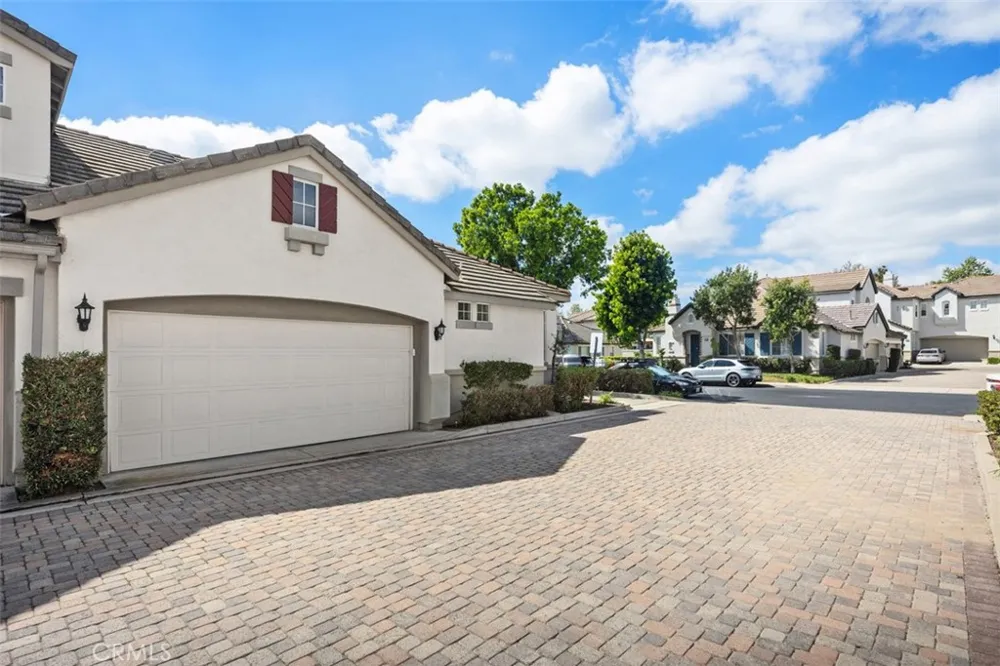 104 Seacountry Lane Rancho Santa Margarita, CA 92688