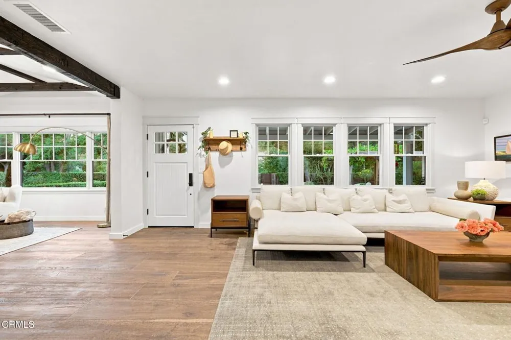 11013 Creek Road Ojai, CA 93023