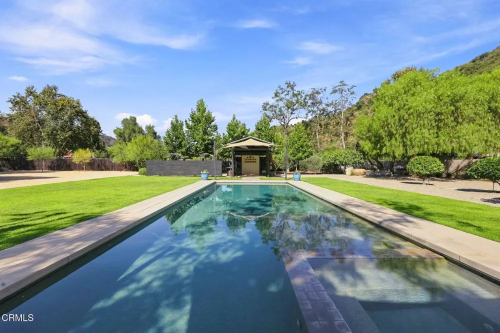 11013 Creek Road Ojai, CA 93023