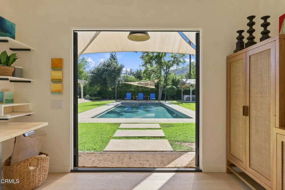 11013 Creek Road Ojai, CA 93023