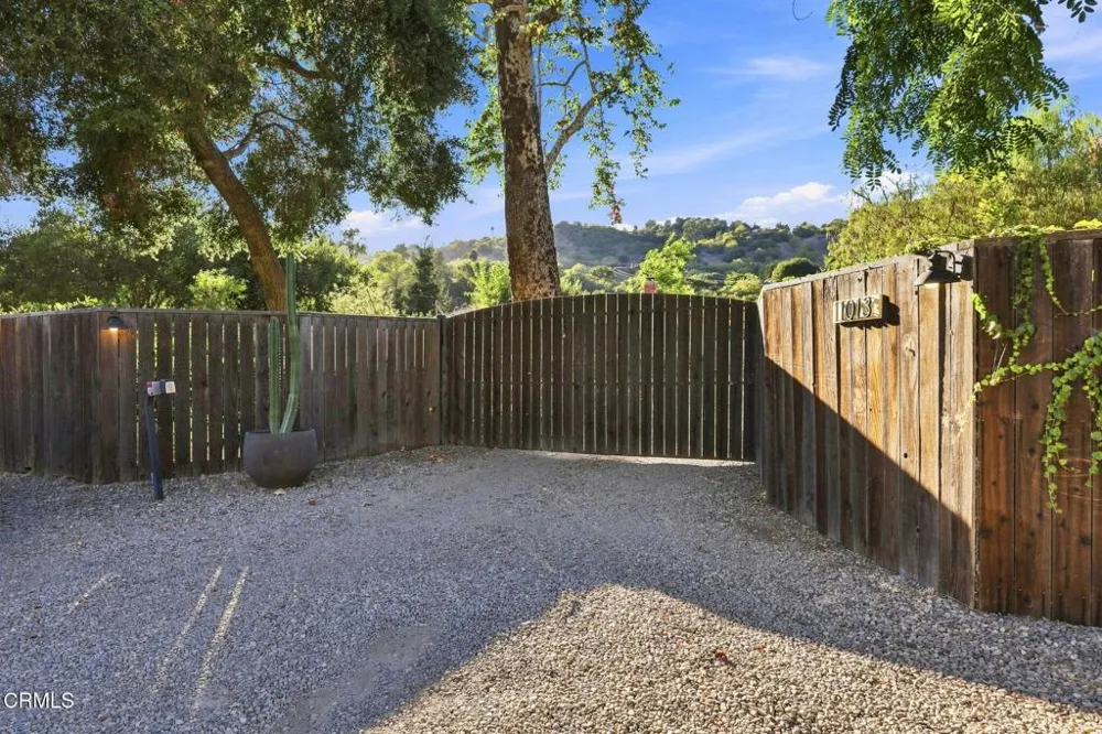 11013 Creek Road Ojai, CA 93023
