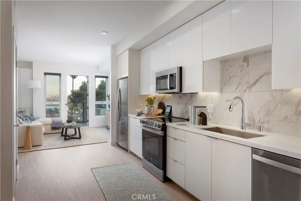 511 S Harbor #420 San Pedro, CA 90731