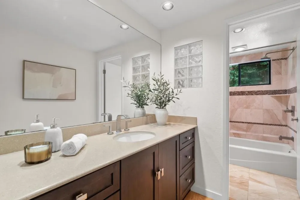 273 Dry Creek Road Aptos, CA 95003