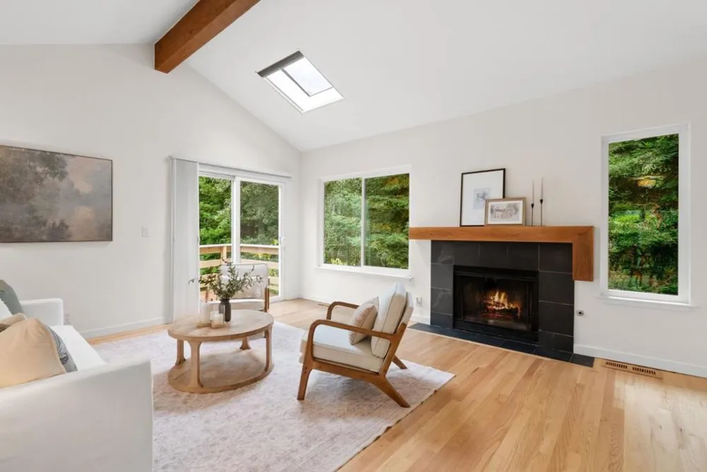273 Dry Creek Road Aptos, CA 95003